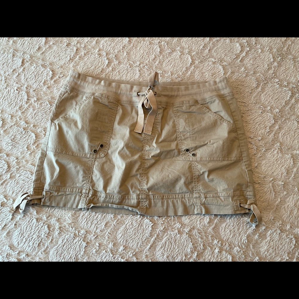 Women’s Skirt
